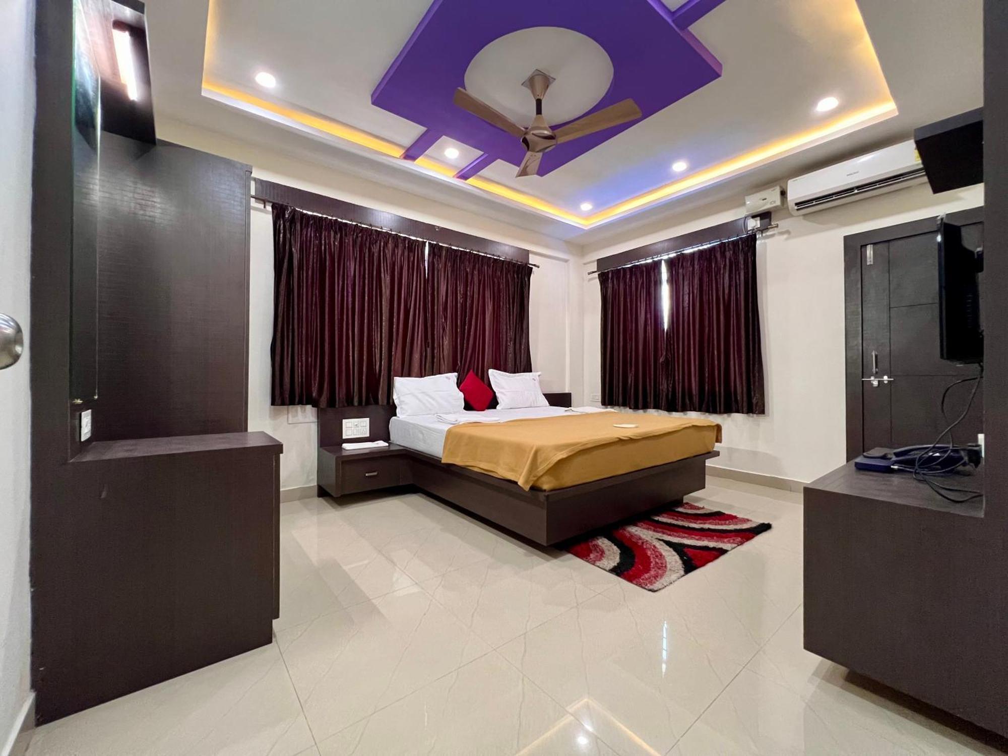 Ratna Sagar Hotel Manipal Ngoại thất bức ảnh