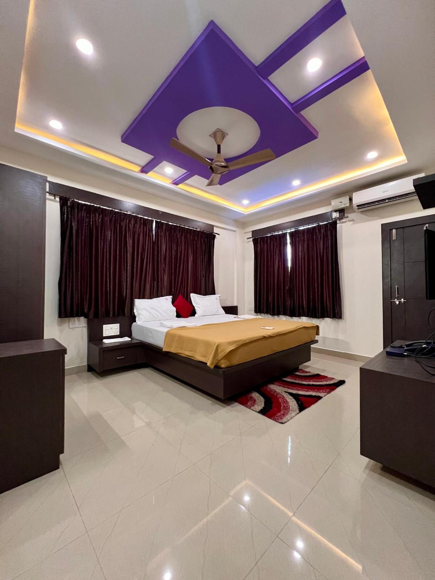 Ratna Sagar Hotel Manipal Ngoại thất bức ảnh